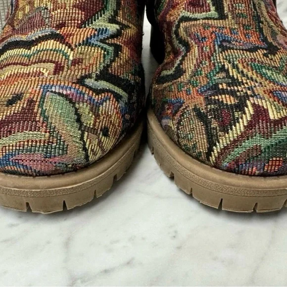 Muk Luks Tapestry Clogs - Size 11 - Picture 8 of 14